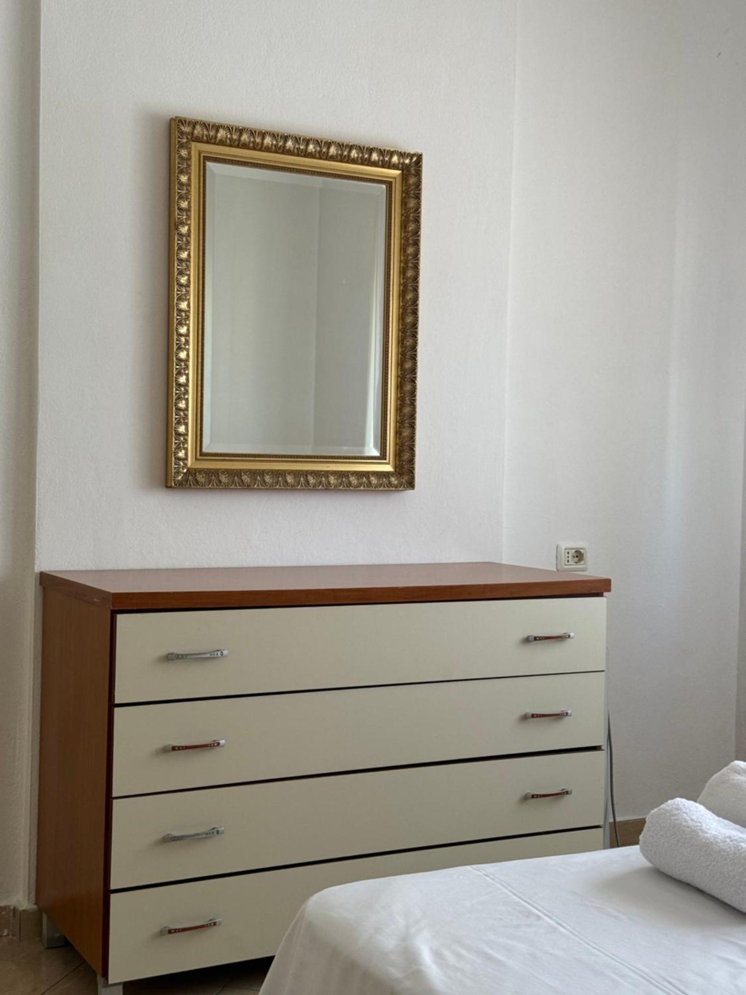 Elegant Apartment In Lungomare - N 23 Wlora Zewnętrze zdjęcie