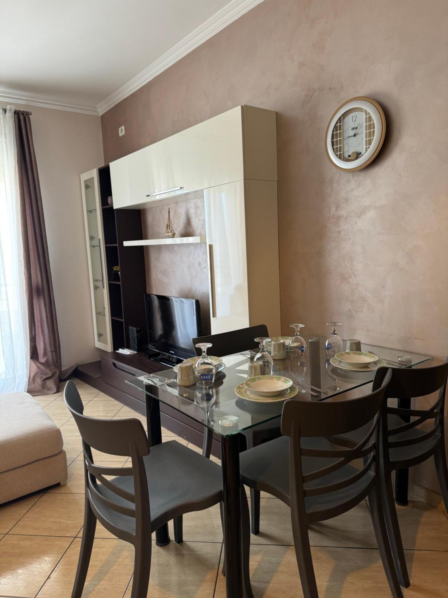 Elegant Apartment In Lungomare - N 23 Wlora Zewnętrze zdjęcie