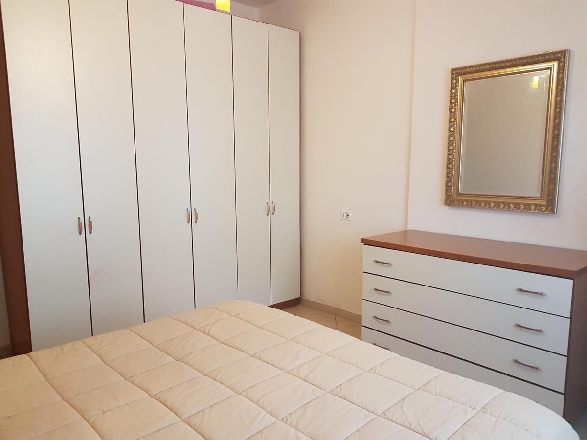 Elegant Apartment In Lungomare - N 23 Wlora Zewnętrze zdjęcie